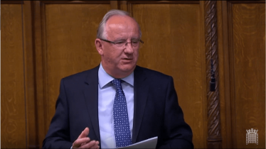 Laurence speaking in the HOC